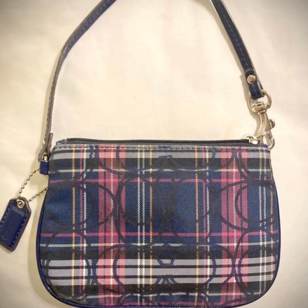 💖COACH Wristlet Plaid Design